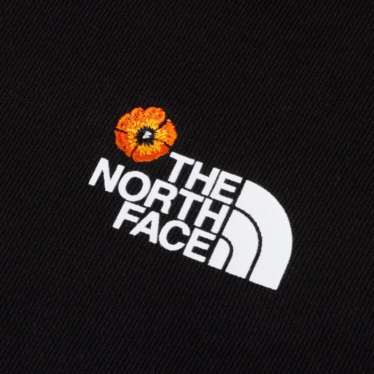 フラワーロゴフーディ（ユニセックス）（NT12338）- THE NORTH FACE