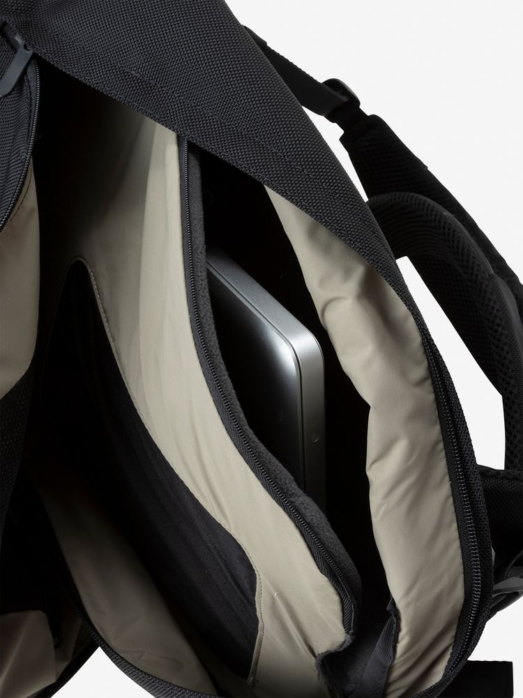 THE NORTH FACE(ザ・ノース・フェイス) ｜メトロスケープデイパック