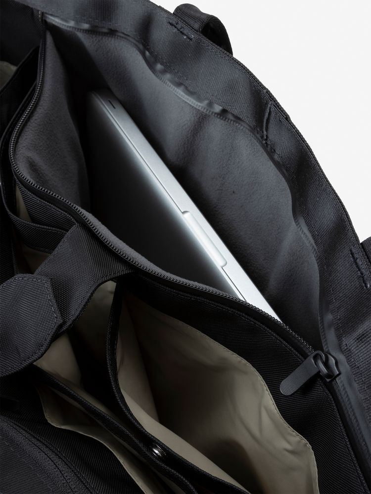 THE NORTH FACE(ザ・ノース・フェイス) ｜メトロスケープトート