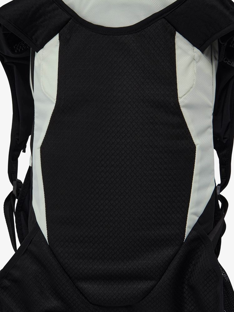 THE NORTH FACE(ザ・ノース・フェイス) ｜エフピー26