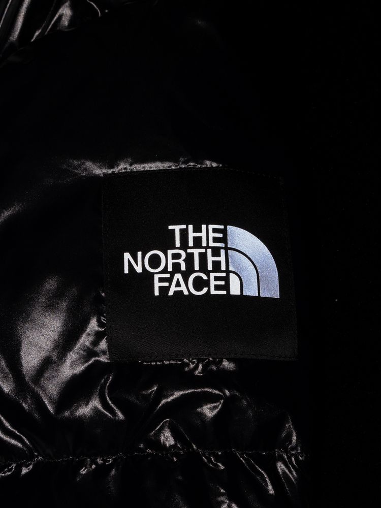 THE NORTH FACE(ザ・ノース・フェイス) ｜グロッシーショートダウンジャケット（レディース）