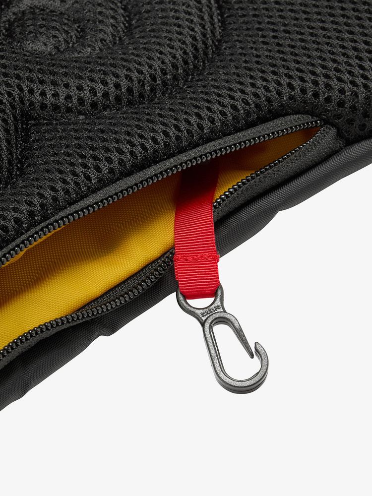 THE NORTH FACE(ザ・ノース・フェイス) ｜イッピーヒップパック（キッズ）