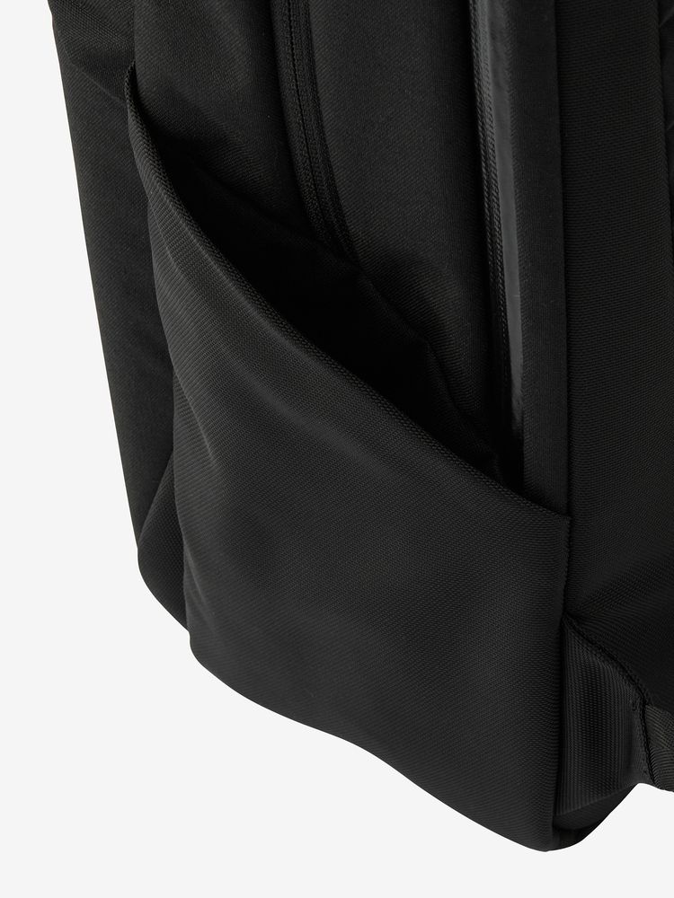 THE NORTH FACE(ザ・ノース・フェイス) ｜シャトルデイパック