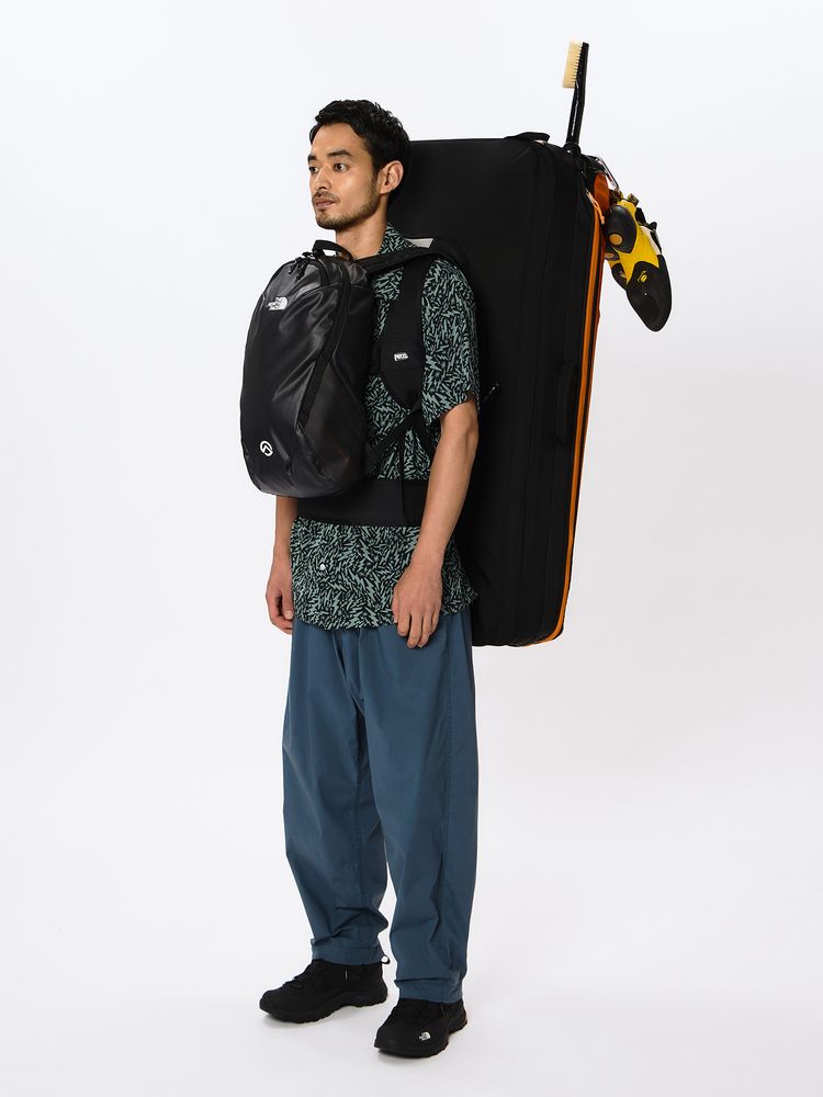 THE NORTH FACE(ザ・ノース・フェイス) ｜レイジーライトニングシャツ（メンズ）