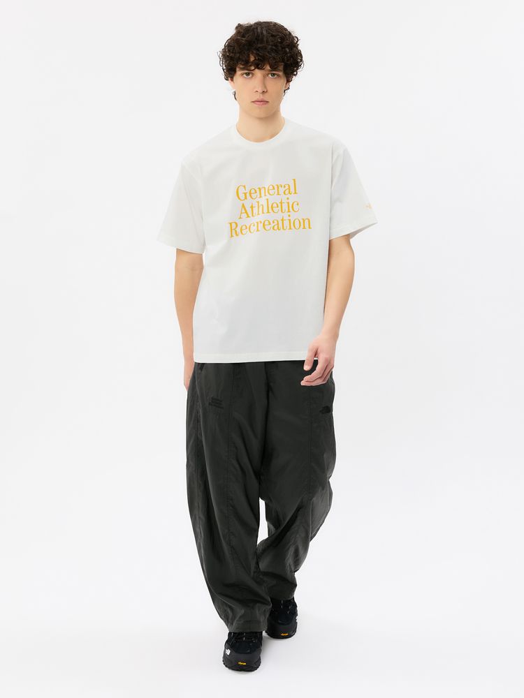 THE NORTH FACE(ザ・ノース・フェイス) ｜GARタイポグラフィックホワイトショートスリーブティー（ユニセックス）