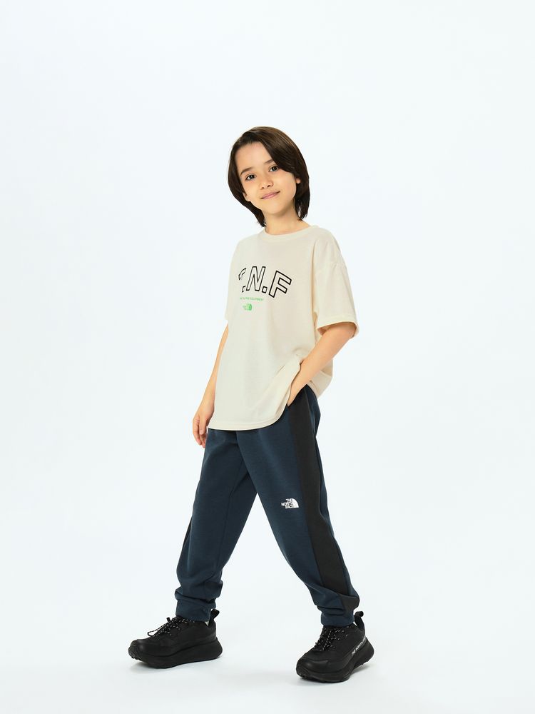 THE NORTH FACE(ザ・ノース・フェイス) ｜ショートスリーブTNFグラフィックティー（キッズ）