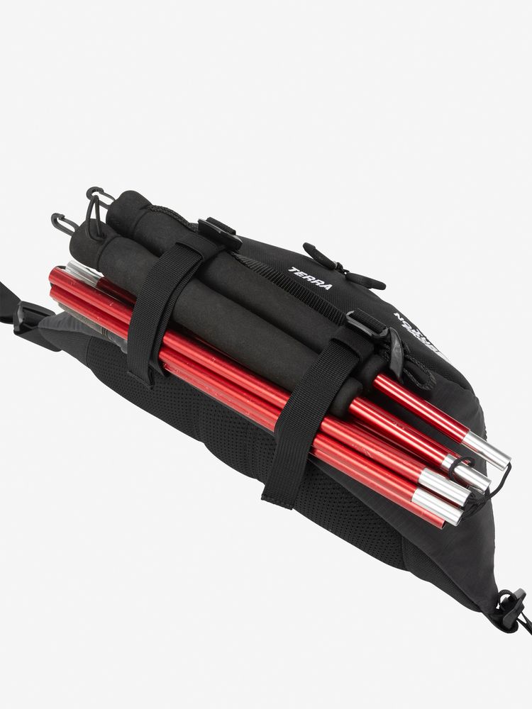 Bottom compression that can be attached externally, such as a pole