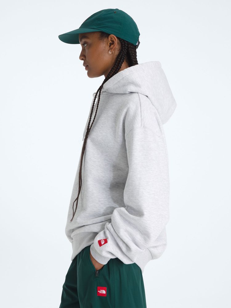 THE NORTH FACE(ザ・ノース・フェイス) ｜レッドボックス スウェットフーディ（ユニセックス）