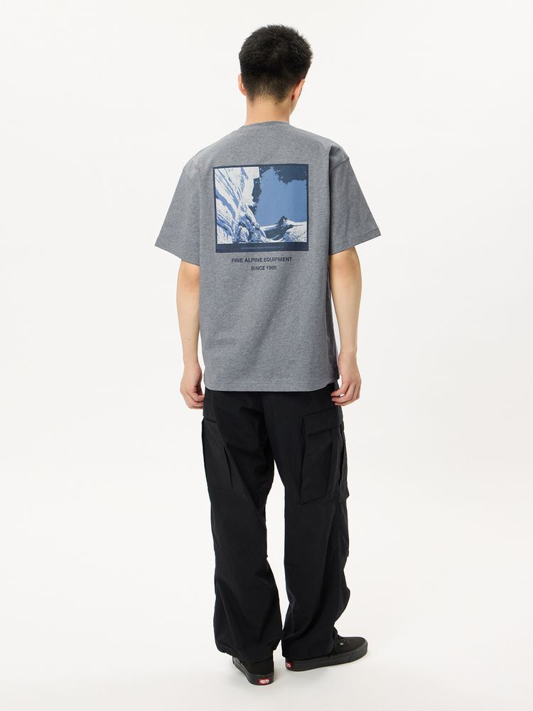 THE NORTH FACE(ザ・ノース・フェイス) ｜ショートスリーブロックウォールグラフィックティー（ユニセックス）