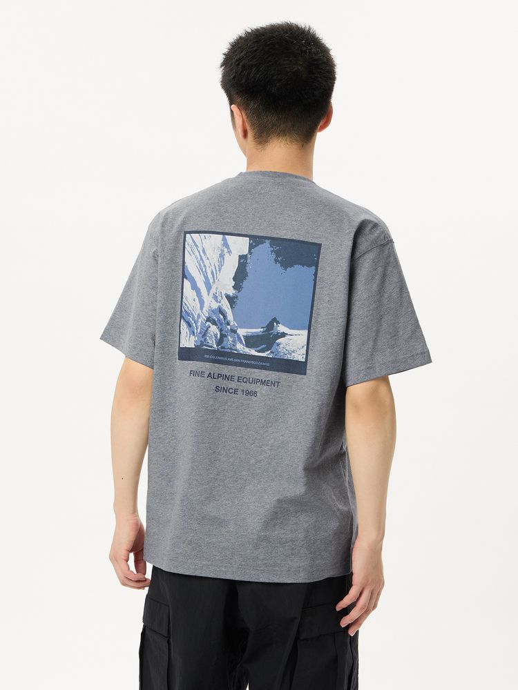 THE NORTH FACE(ザ・ノース・フェイス) ｜ショートスリーブロックウォールグラフィックティー（ユニセックス）