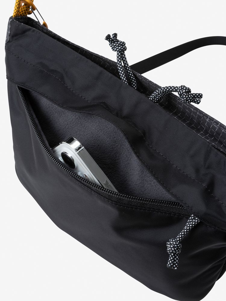 THE NORTH FACE(ザ・ノース・フェイス) ｜クリフィーショルダーバッグ（ユニセックス）