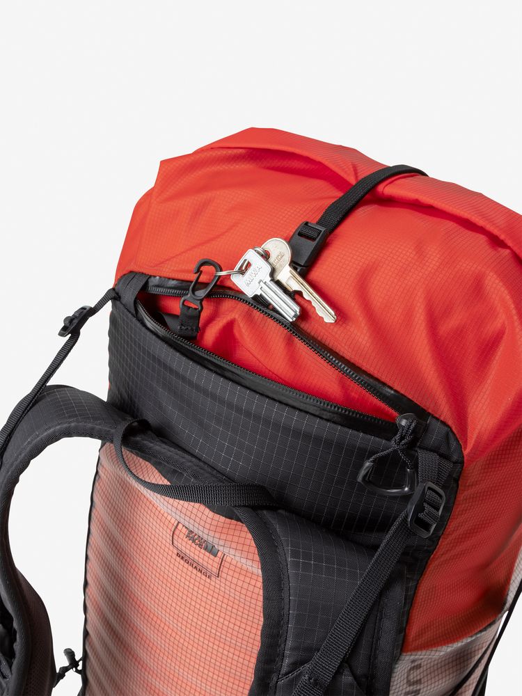 THE NORTH FACE(ザ・ノース・フェイス) ｜サム 25