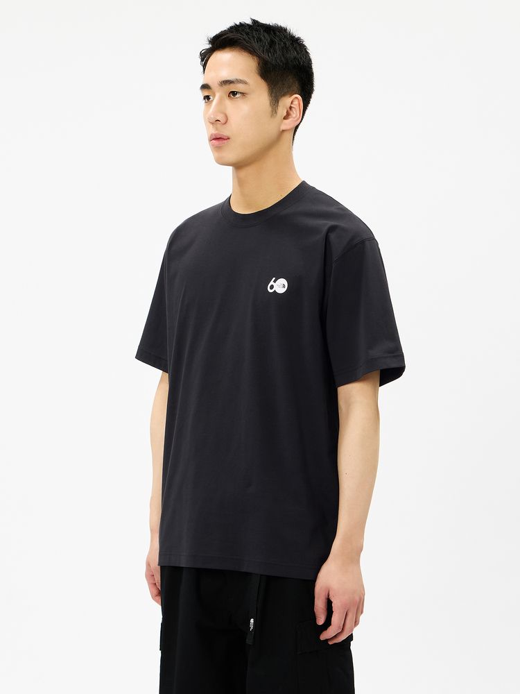THE NORTH FACE(ザ・ノース・フェイス) ｜ショートスリーブ60th グラフィックロゴティー（ユニセックス）