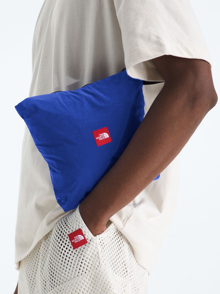 THE NORTH FACE(ザ・ノース・フェイス) ｜レッドボックス タスランジャケット（ユニセックス）