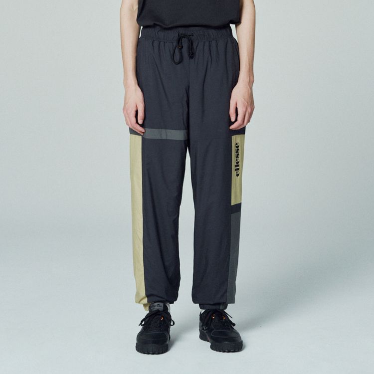 ウィンドアップパンツ メンズ レディース Eh Ellesse エレッセ 公式通販 ウィンドアップパンツ メンズ レディース Eh Ellesse エレッセ 公式通販