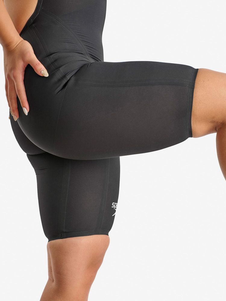 Speedo(スピード) ｜Fastskin ファストスキンレーザーピュアグリントオープンバックニースキン（レディース）