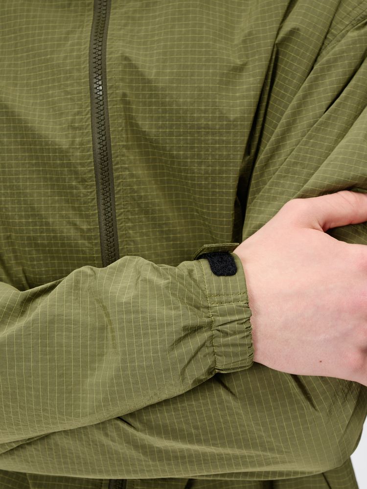 Goldwin(ゴールドウイン) ｜ドープダイドリップストップウインドジャケット（ユニセックス）