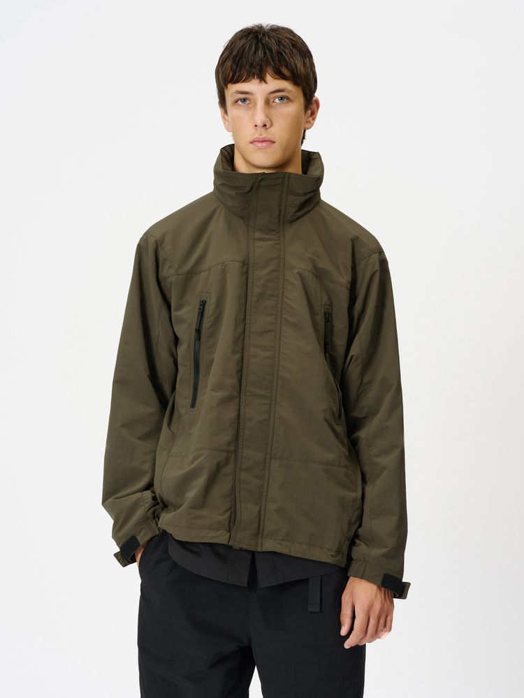 Goldwin(ゴールドウイン) ｜ドープダイドタッサーウォーマージャケット（ユニセックス）