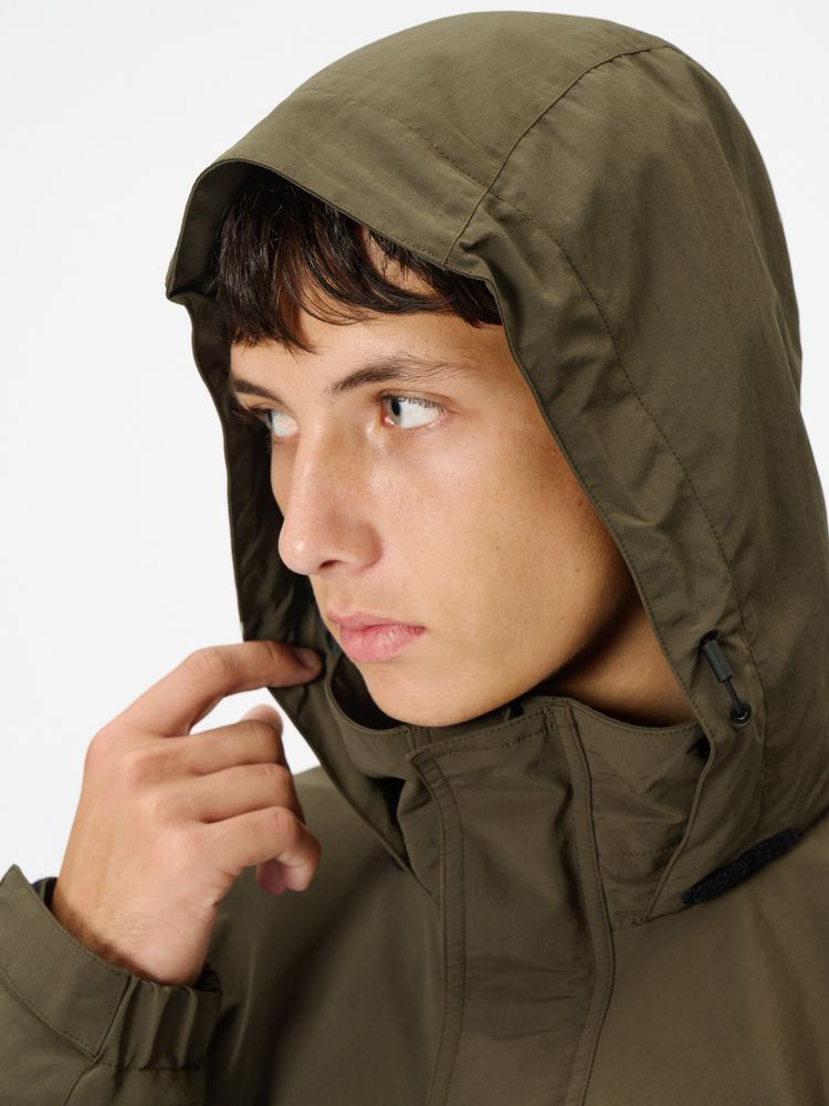 Goldwin(ゴールドウイン) ｜ドープダイドタッサーウォーマージャケット（ユニセックス）