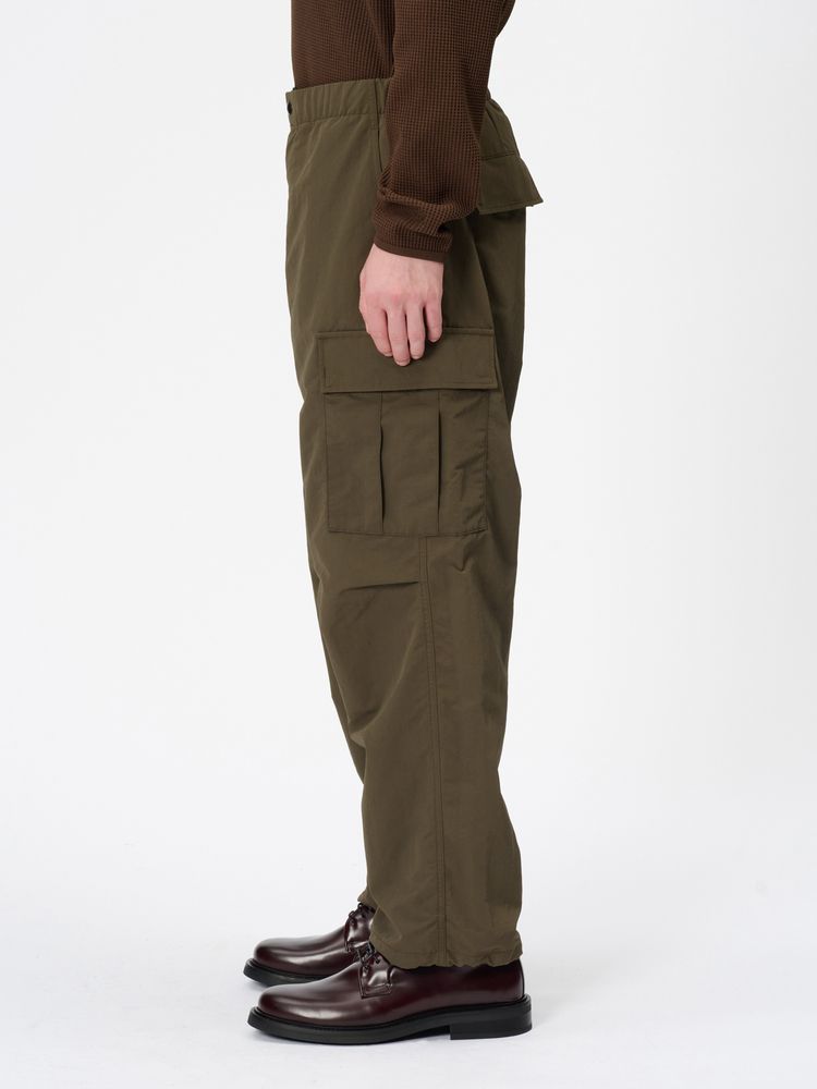 Goldwin(ゴールドウイン) ｜ドープダイドタッサーカーゴパンツ（ユニセックス）