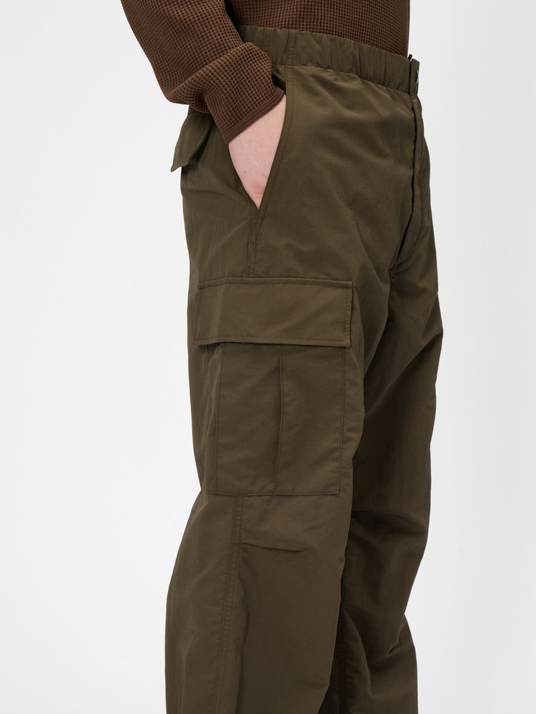 Goldwin(ゴールドウイン) ｜ドープダイドタッサーカーゴパンツ（ユニセックス）