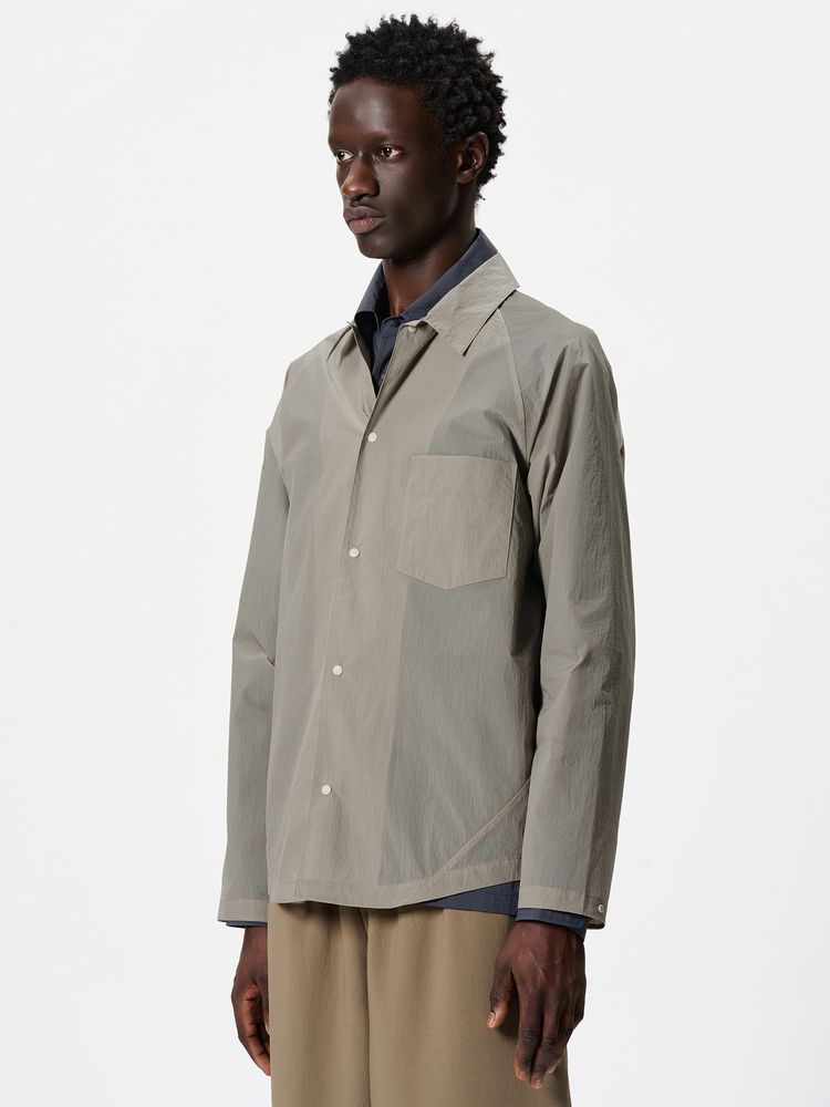 Goldwin(ゴールドウイン) ｜シアーナイロンウィンドシャツ（ユニセックス）