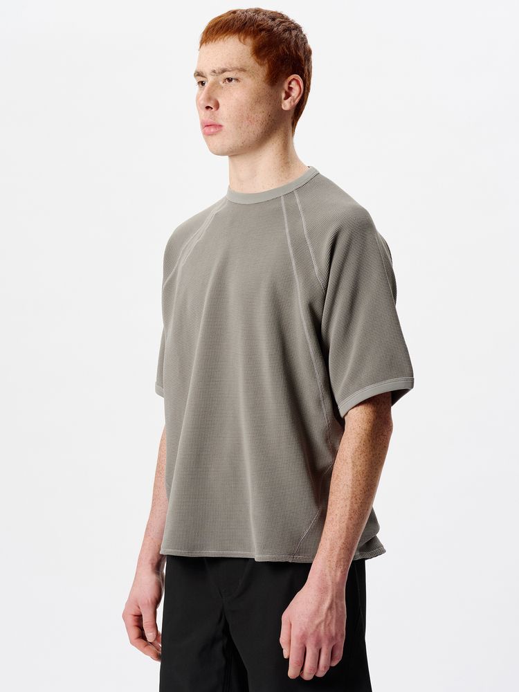 Goldwin(ゴールドウイン) ｜メッシュワッフルアクチノイドティーシャツ（ユニセックス）