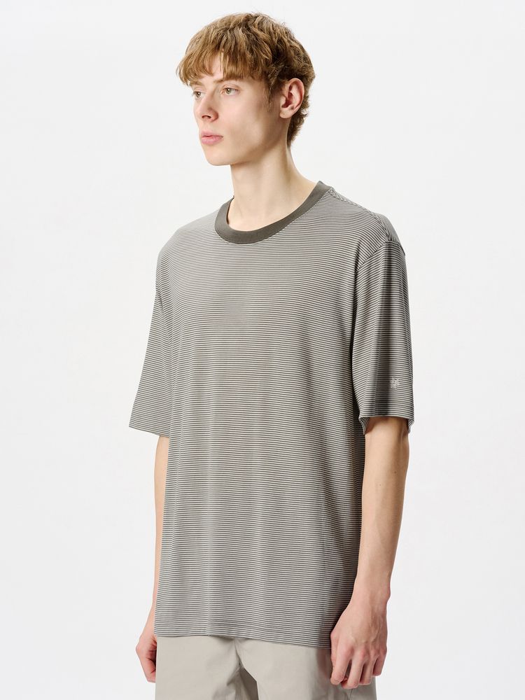 Goldwin(ゴールドウイン) ｜ストライプドウールリヨセルジャージーティーシャツ（ユニセックス）