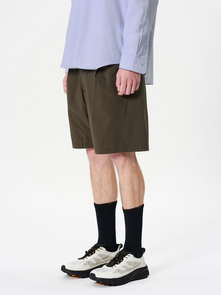 Goldwin(ゴールドウイン) ｜ワンタックライトストレッチショーツ（ユニセックス）