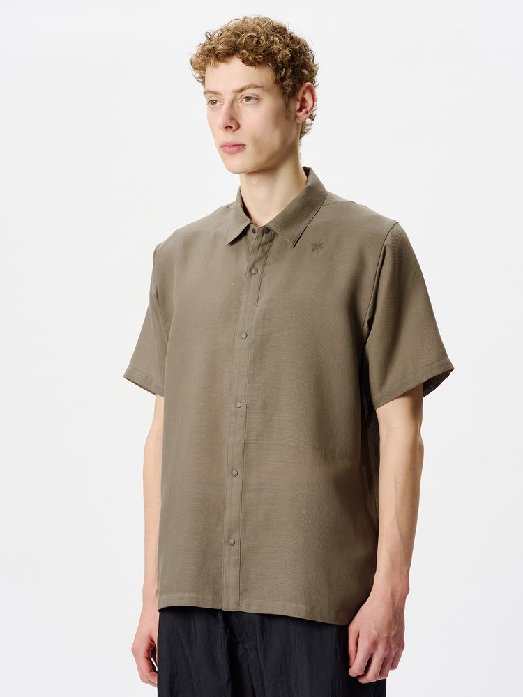 Goldwin(ゴールドウイン) ｜ペーパーファイバーオールダイレクションショートスリーブシャツ（ユニセックス）