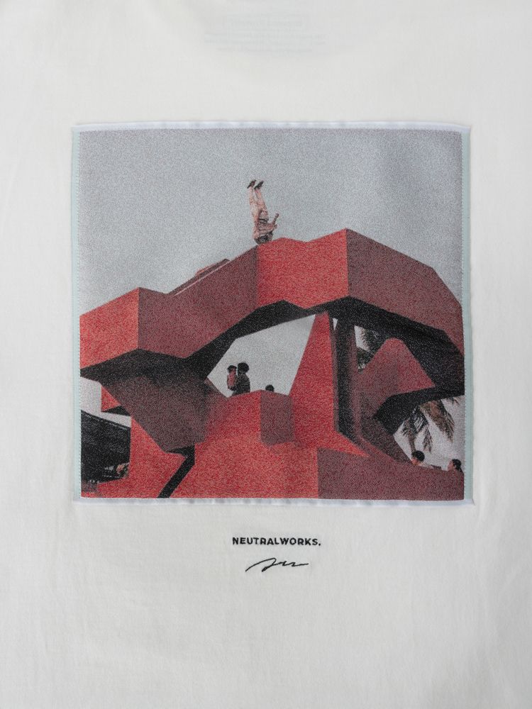 NEUTRALWORKS.(ニュートラルワークス.) ｜BREWED PROTEIN GRAPHIC JQ TEE（ユニセックス）