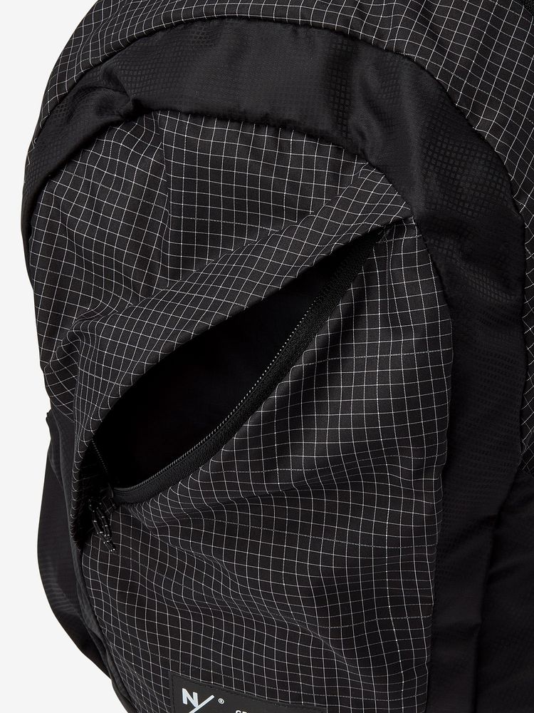 NEUTRALWORKS.(ニュートラルワークス.) ｜ライカノ/ コンパクトバックパック（ユニセックス）