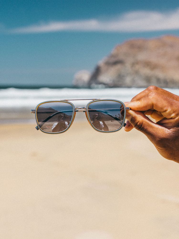 SUNSKI (サンスキー) ｜エステロ ストームハニーシルバー（サングラス）